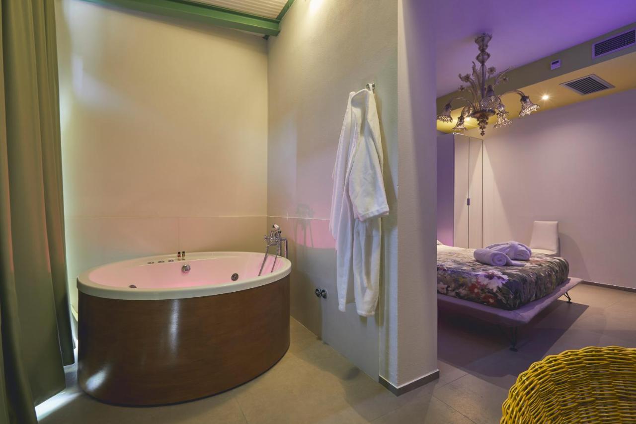Le Stagioni Luxury Suite Forlì Exteriör bild
